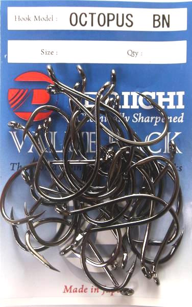 Daiichi D11Z 8/0 Octopus Circle Fishing Hook - Offset Black Nickel, Strong & Sharp, 3-Pack